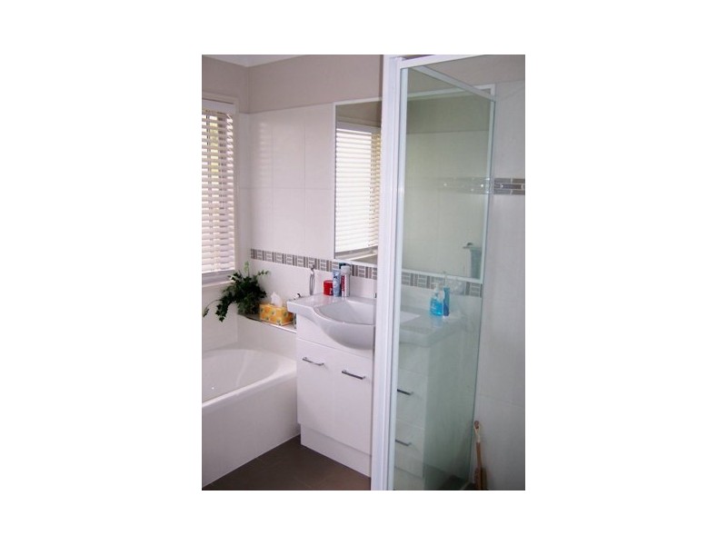 17 Clydesdale Place, Sumner QLD 4074