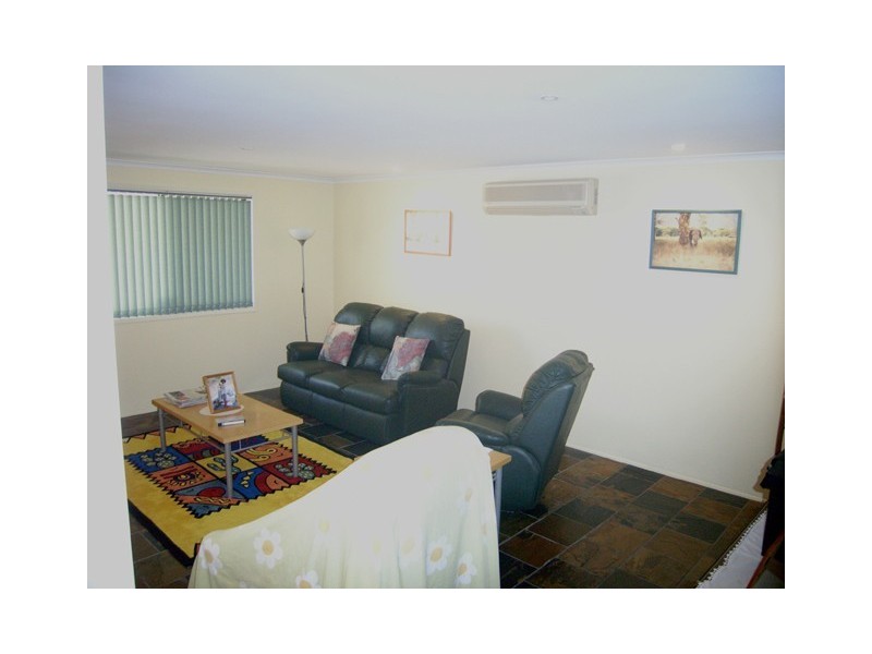 9 Harans Street, Jamboree Heights QLD 4074