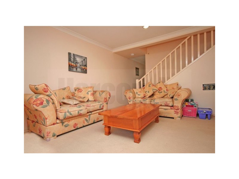 2/232 Arrabri Avenue, Mount Ommaney QLD 4074