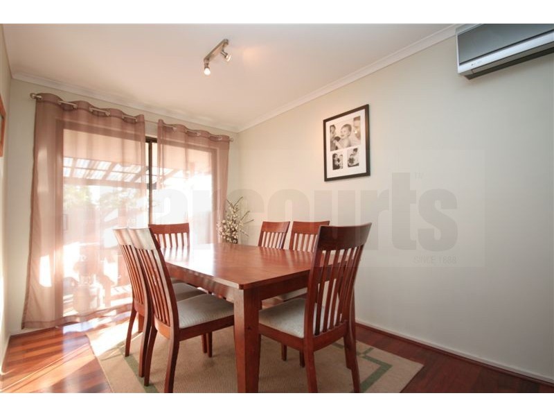 52 Prosser Street, Riverhills QLD 4074