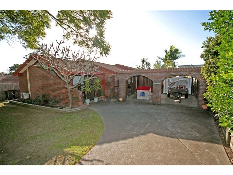 52 Prosser Street, Riverhills QLD 4074