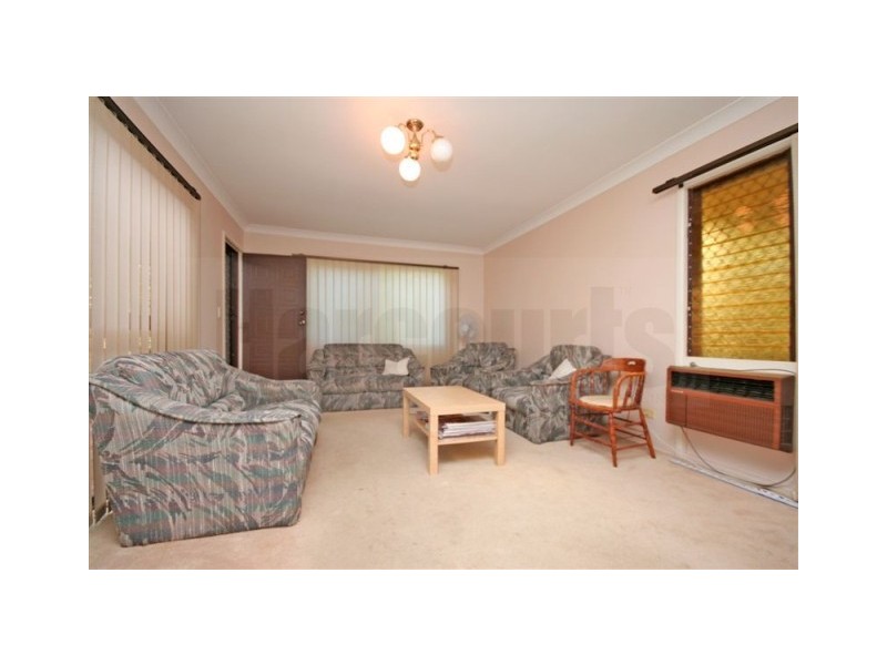 7 Tabor Street, Westlake QLD 4074