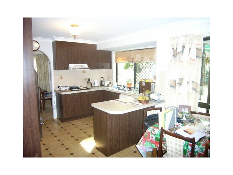 92 Tanglewood Street, Middle Park QLD 4074