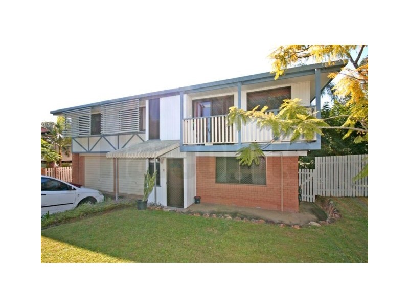 10 Venerable Street, Seventeen Mile Rocks QLD 4073