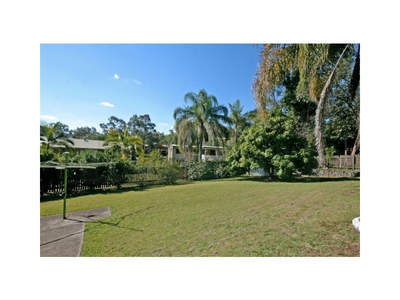 10 Venerable Street, Seventeen Mile Rocks QLD 4073