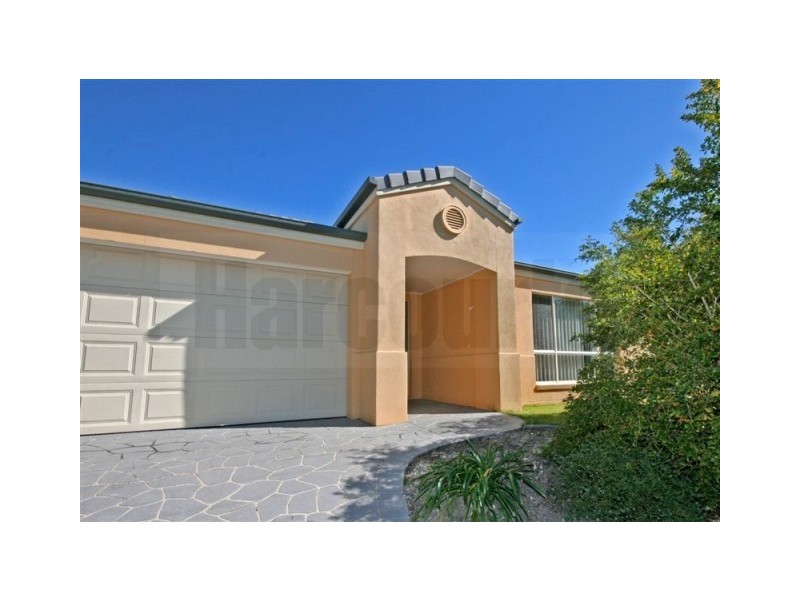 11 Homebush Crescent, Sinnamon Park QLD 4073