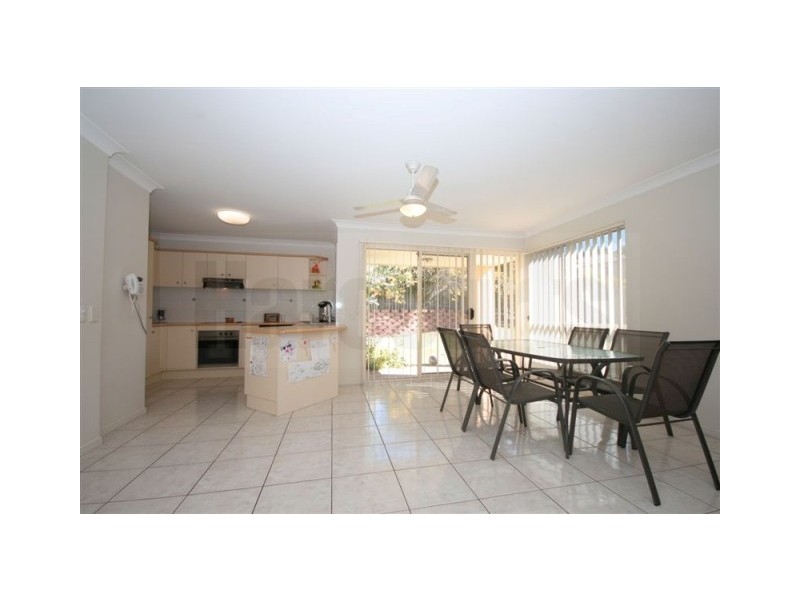 11 Homebush Crescent, Sinnamon Park QLD 4073
