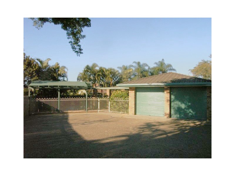 99 Raeside Street, Westlake QLD 4074