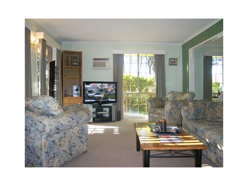 99 Raeside Street, Westlake QLD 4074
