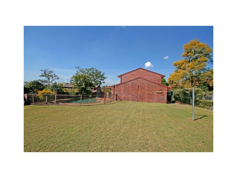 21 Barcoorah Street, Westlake QLD 4074