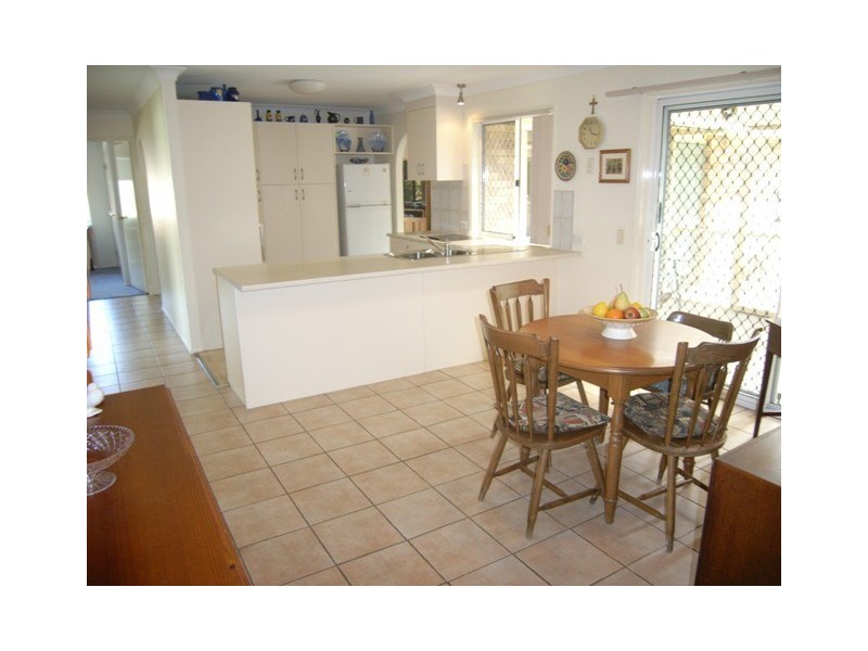 12 Woodrose Crescent, Sinnamon Park QLD 4073