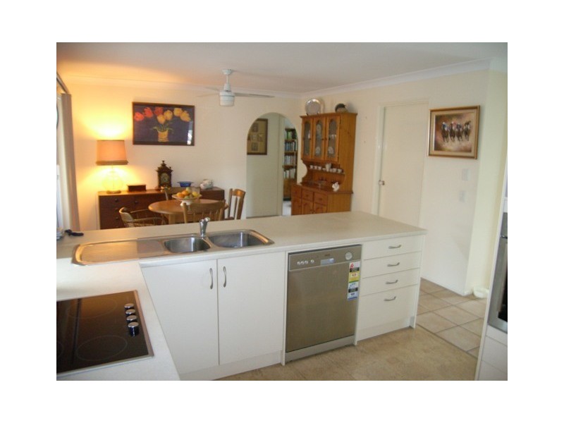 12 Woodrose Crescent, Sinnamon Park QLD 4073