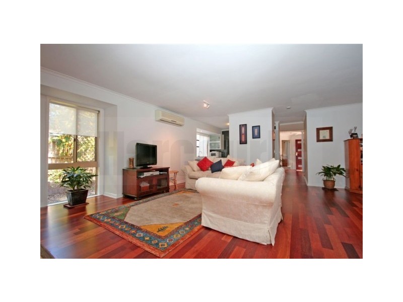 15 Takora Street, Middle Park QLD 4074