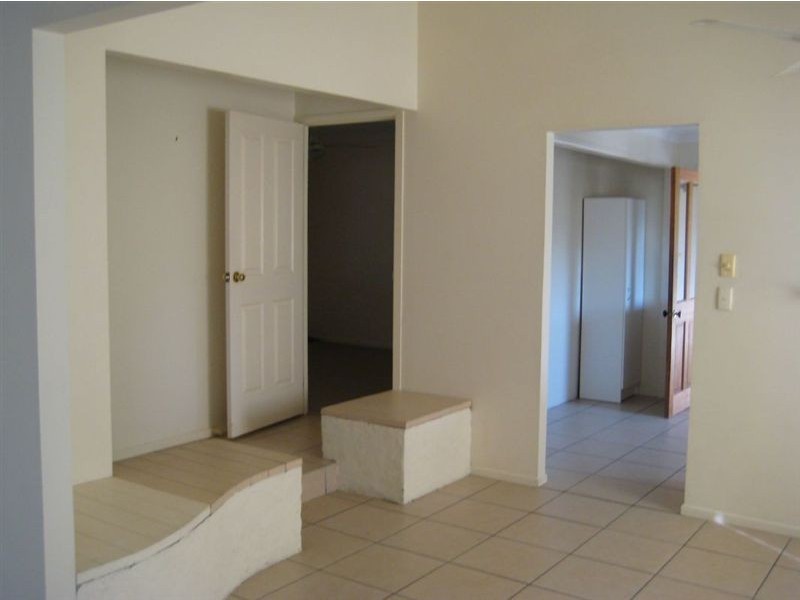 29 Zambesi Street, Riverhills QLD 4074