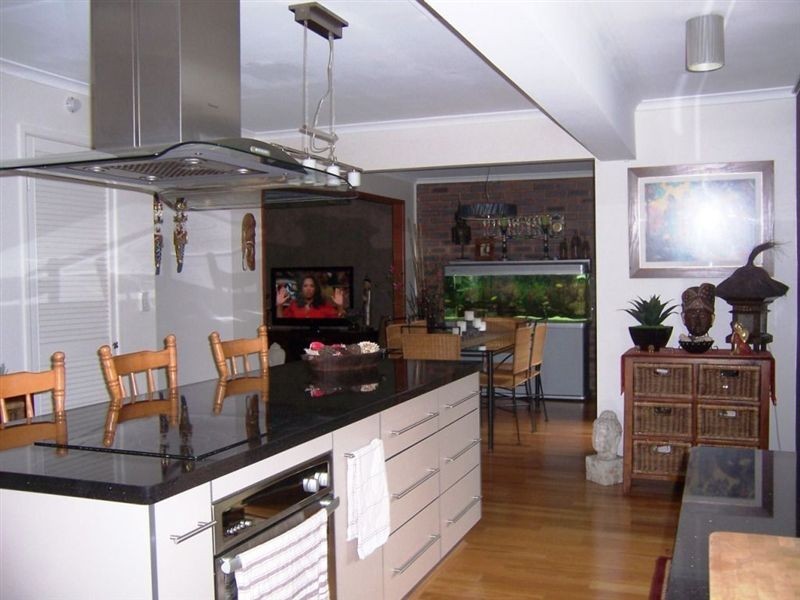 17 Balaton Street, Riverhills QLD 4074