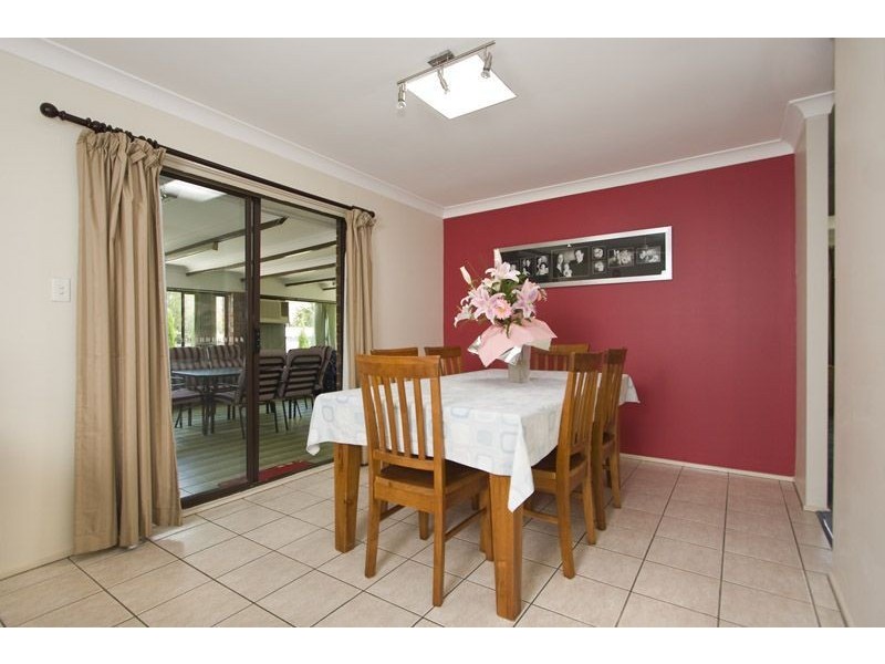 81 Sumners Road, Jamboree Heights QLD 4074