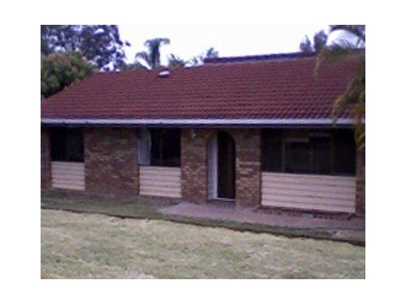 6 Zambesi Street, Riverhills QLD 4074