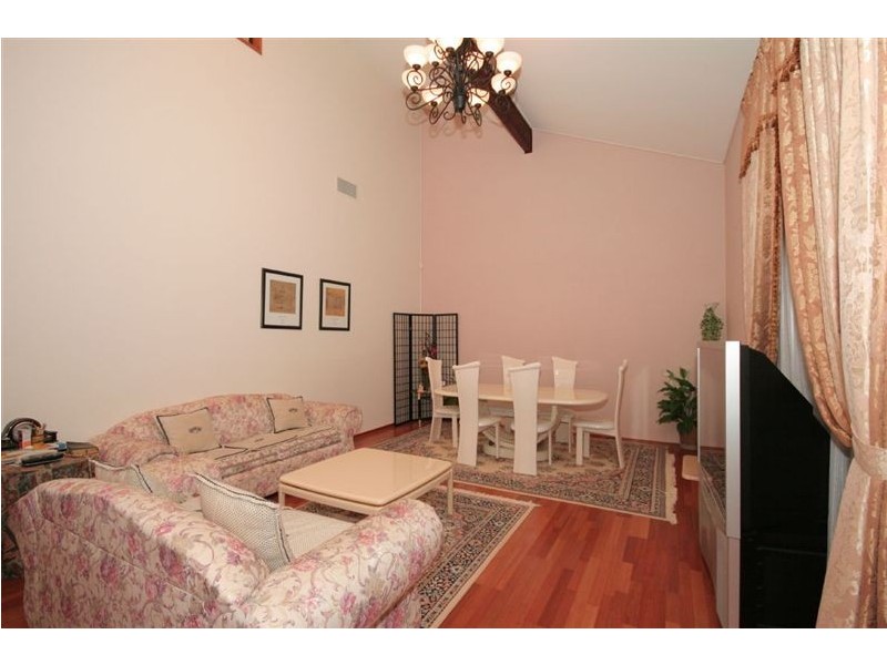 Mount Ommaney QLD 4074