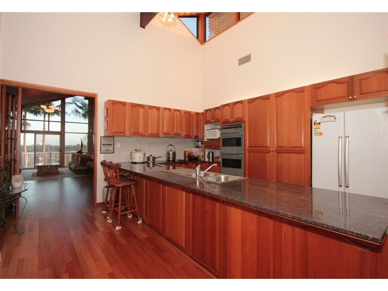 Mount Ommaney QLD 4074