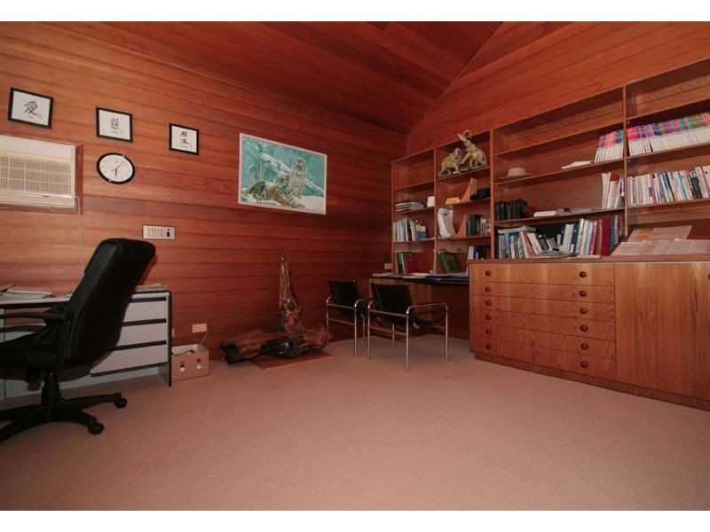 Mount Ommaney QLD 4074