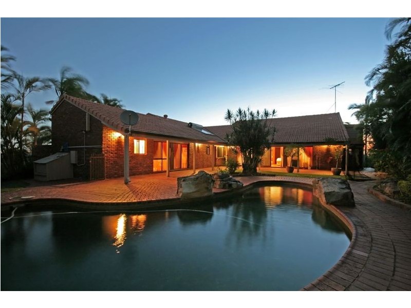 Mount Ommaney QLD 4074