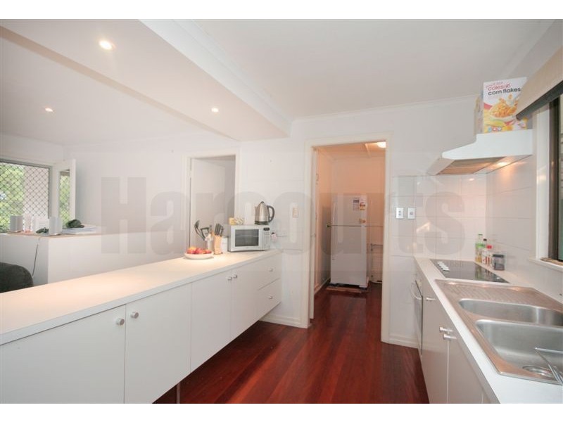 39 Ormonde Road, Yeronga QLD 4104