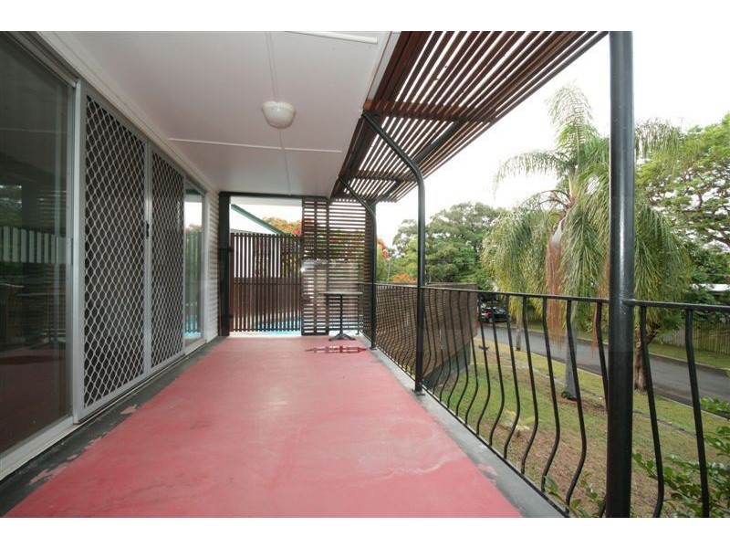 39 Ormonde Road, Yeronga QLD 4104