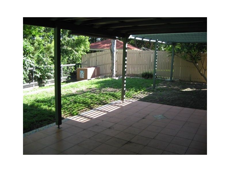 Jindalee QLD 4074