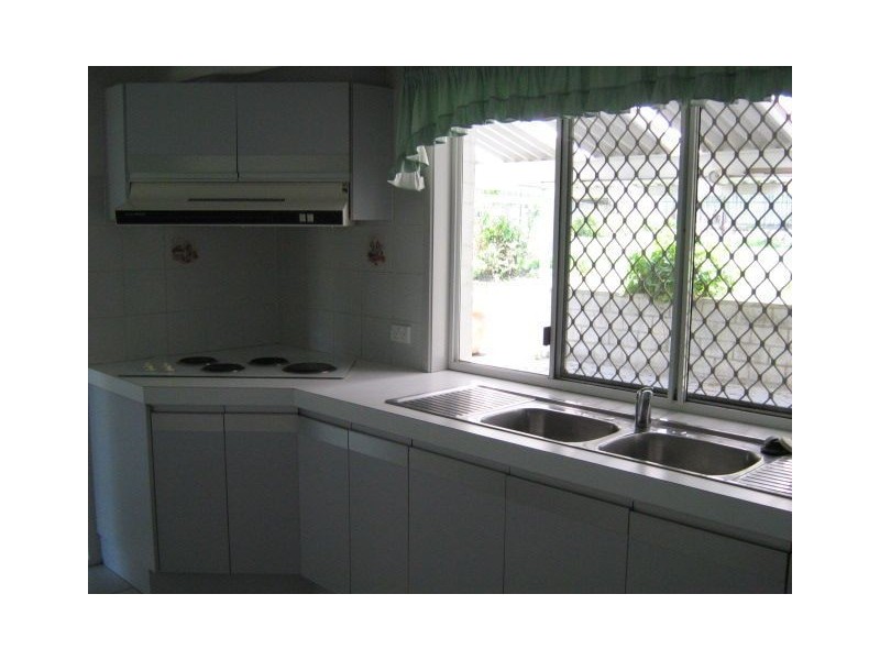 Sinnamon Park QLD 4073