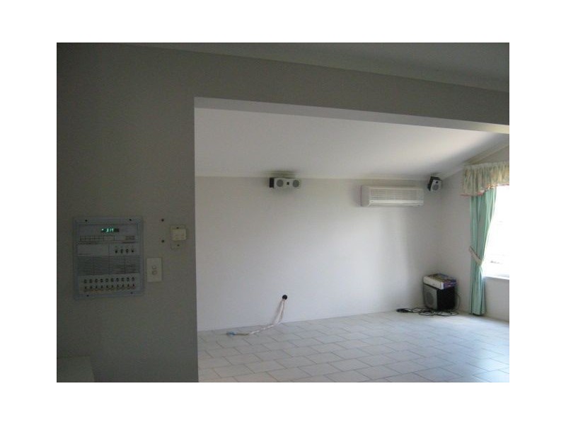 Sinnamon Park QLD 4073