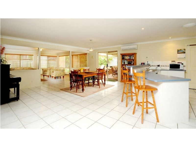 14 Burnside Crescent, Westlake QLD 4074