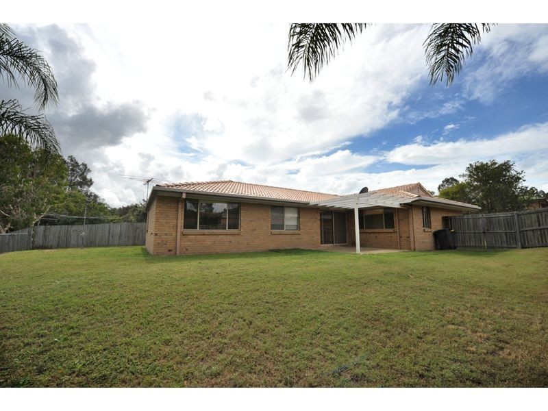 15 Delapine Place, Seventeen Mile Rocks QLD 4073