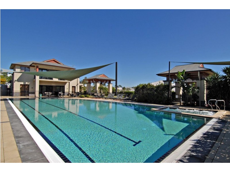 63 Greenway Circuit, Mount Ommaney QLD 4074