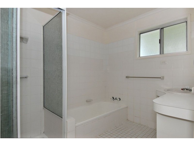 6 Meehan Street, Seventeen Mile Rocks QLD 4073