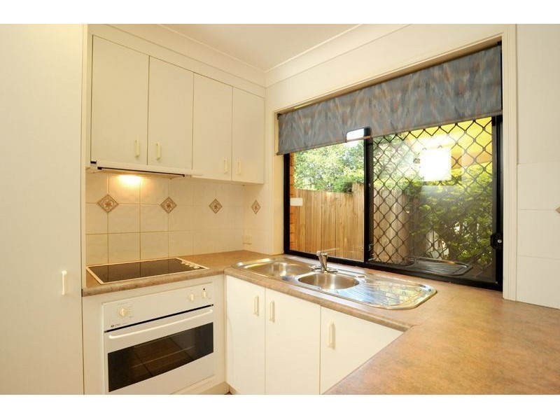 8A Stockwhip Place, Sumner QLD 4074