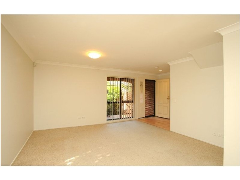 8A Stockwhip Place, Sumner QLD 4074