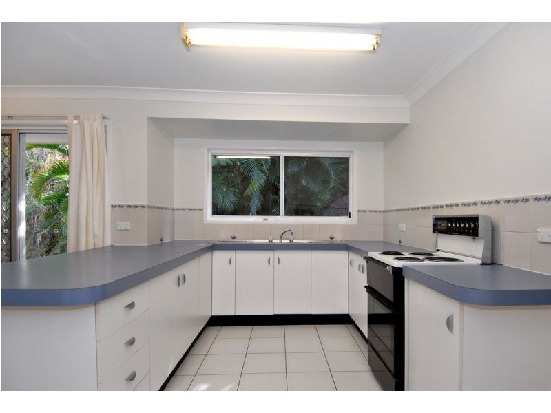 25 Wyndarra Street, Kenmore QLD 4069