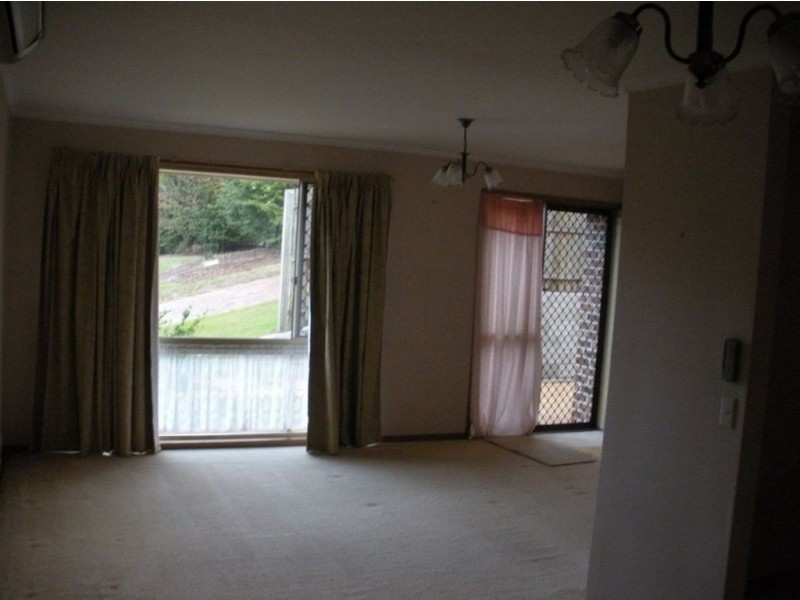 Sinnamon Park QLD 4073