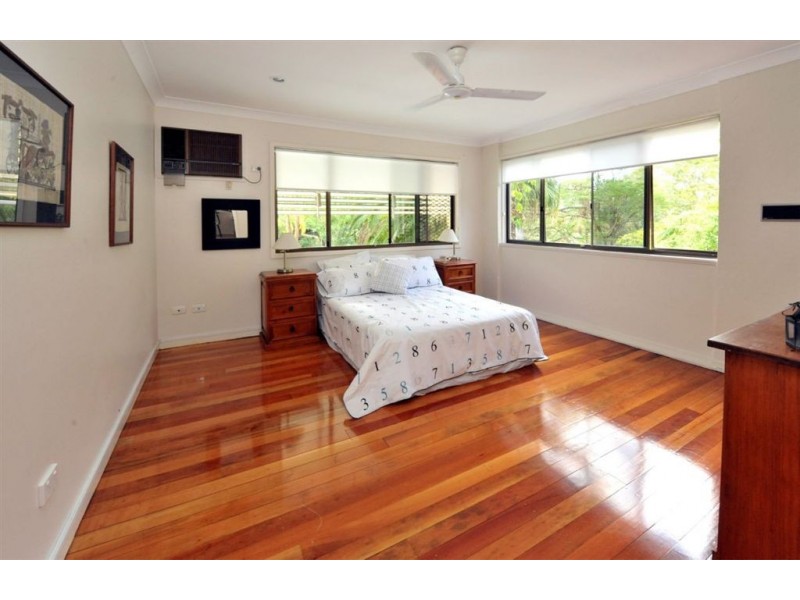 11 Forrest Court, Mount Ommaney QLD 4074