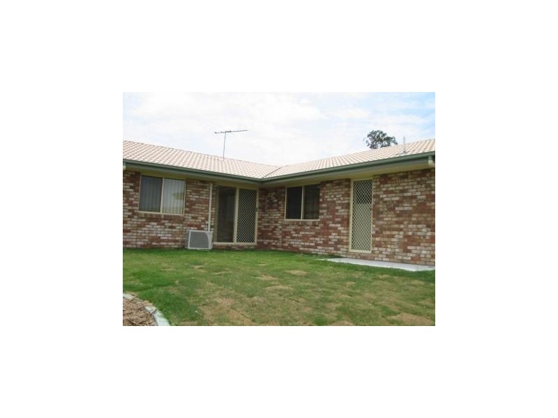 17 Emily Place, Sumner QLD 4074