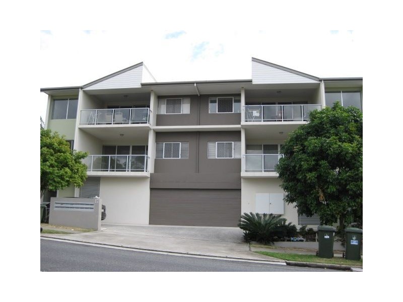 4/17-19 Cardross Street, Yeerongpilly QLD 4105