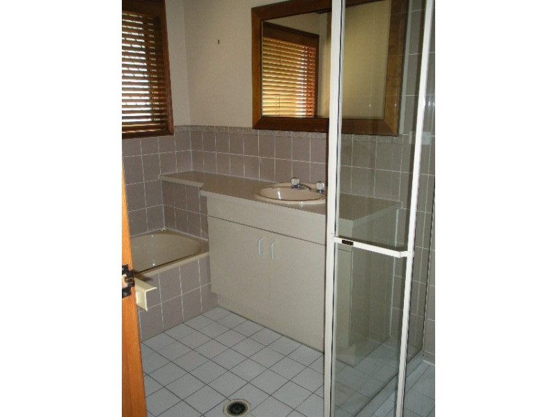 Sinnamon Park QLD 4073