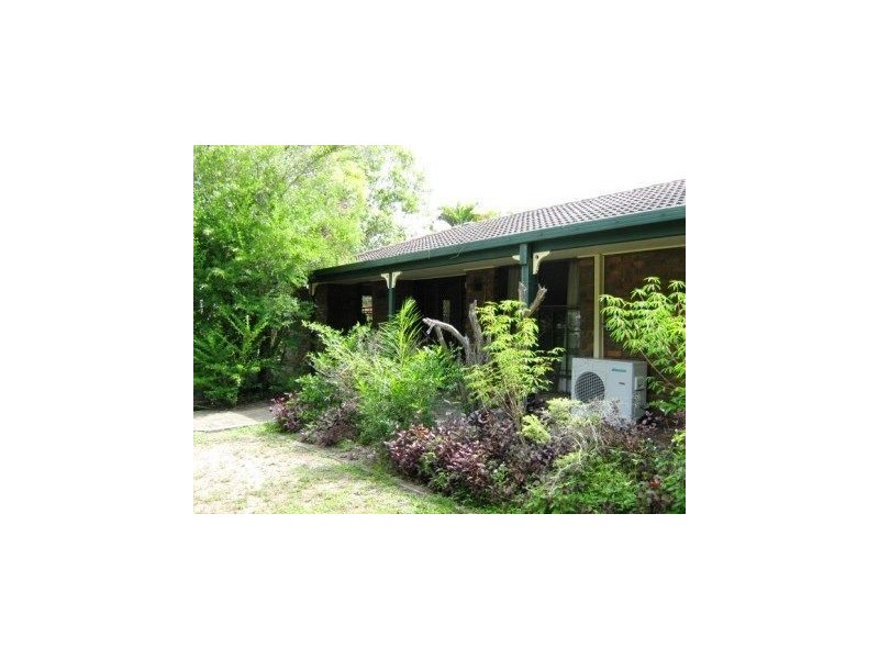 1 Waigen Close, Westlake QLD 4074