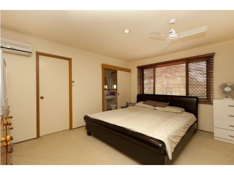16 Narona Street, Middle Park QLD 4074