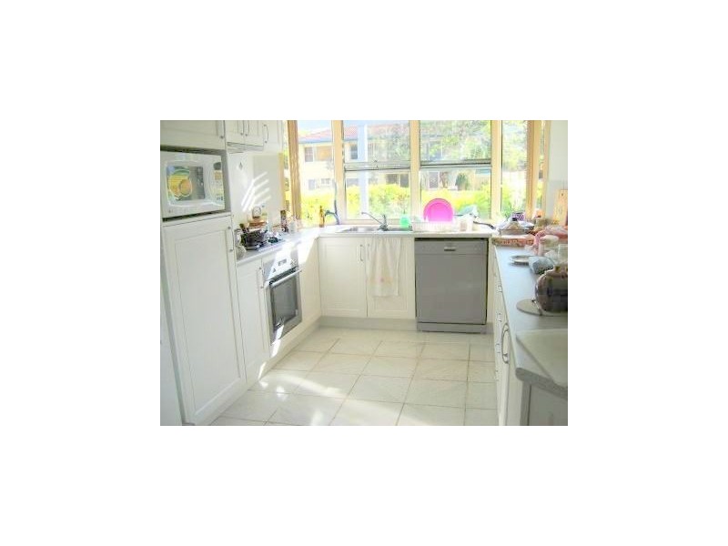 4 Tigris St, Riverhills QLD 4074