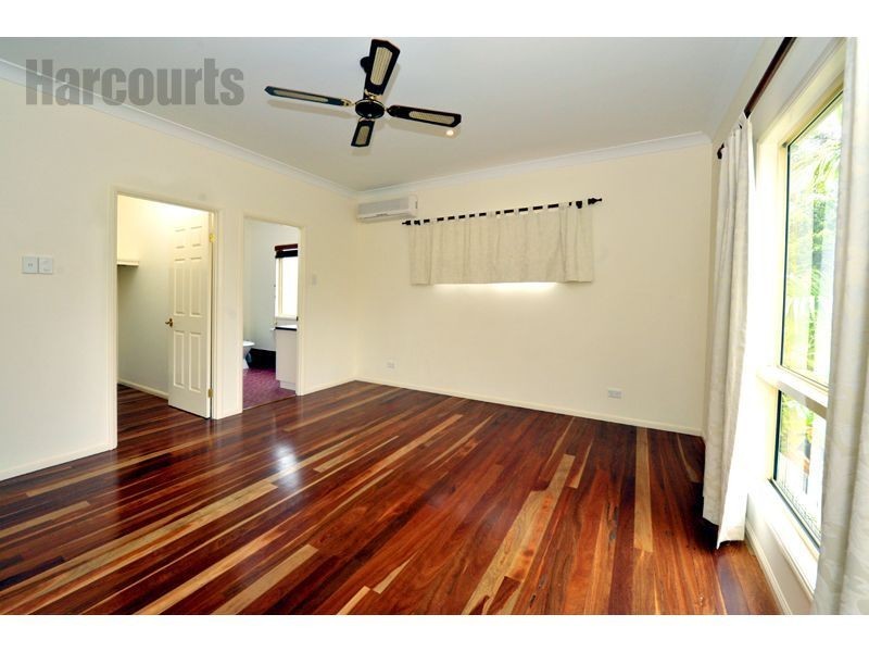 9 Burnside Crescent, Westlake QLD 4074