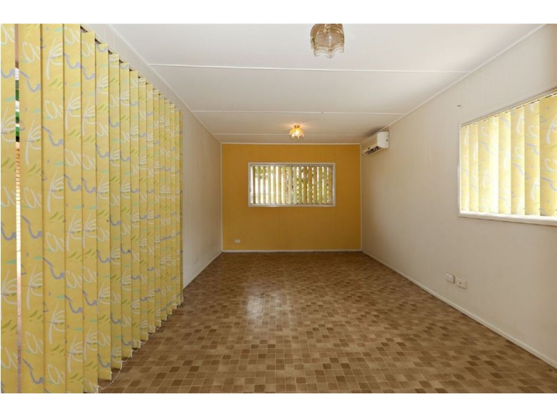 57 Dandenong Road, Jamboree Heights QLD 4074