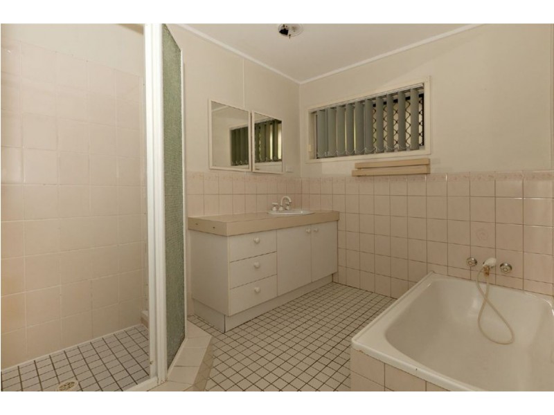 57 Dandenong Road, Jamboree Heights QLD 4074