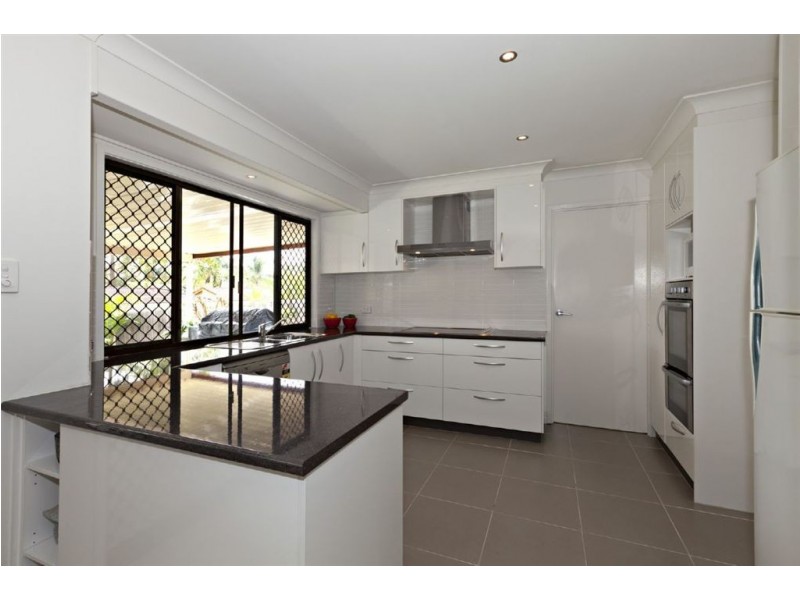 15 Prosser St, Riverhills QLD 4074