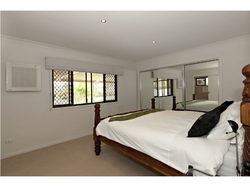 15 Prosser St, Riverhills QLD 4074